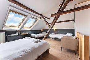 The Lake Suites