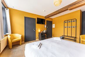 The Lake Suites