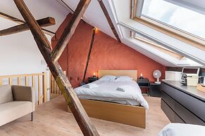 The Lake Suites