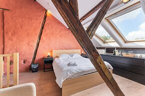 The Lake Suites