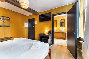 The Lake Suites