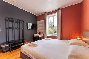 The Lake Suites