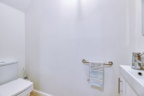 One Bed in Guilden Sutton by Guestz