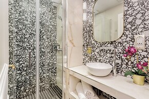 Merveil Luxury Suite - Louvre Rousseau