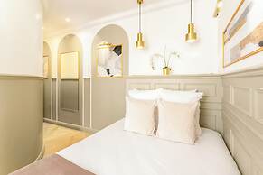 Merveil Luxury Suite - Louvre Rousseau