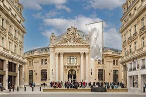 Merveil Luxury Suite - Louvre Rousseau