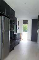 Twin Sands Private Apartment, Phuket