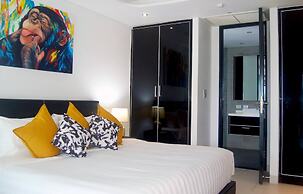 Twin Sands Private Apartment, Phuket
