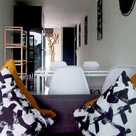 Twin Sands Private Apartment, Phuket