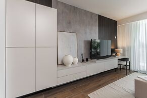 Farus Living