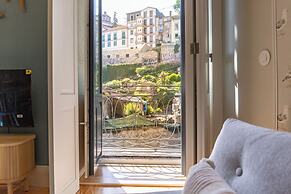 Porto Haven - Under the Luís I Bridge