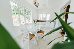 Captain's Villa