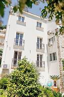 Captain's Villa
