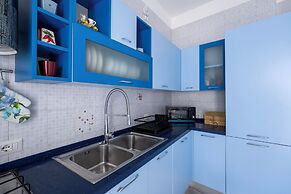 MARINELLI HOUSE - Song Parthenope