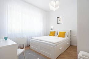 Starflat Gorgeous central apartment NDK