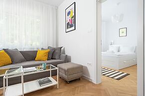 Starflat Gorgeous central apartment NDK