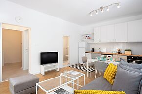 Starflat Gorgeous central apartment NDK