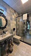 Liora Hotel