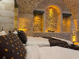 Liora Hotel