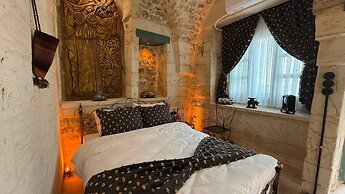Liora Hotel