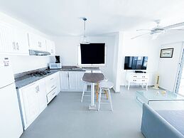 KORALES BEACH APARTMENTS