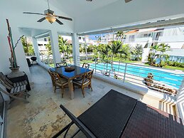 KORALES BEACH APARTMENTS