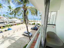 KORALES BEACH APARTMENTS
