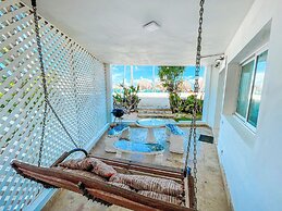 KORALES BEACH APARTMENTS