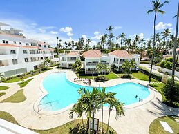 KORALES BEACH APARTMENTS