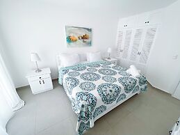 KORALES BEACH APARTMENTS