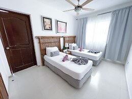 KORALES BEACH APARTMENTS