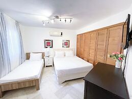 KORALES BEACH APARTMENTS