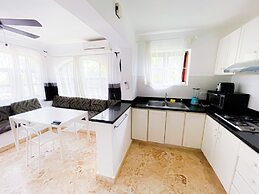 KORALES BEACH APARTMENTS