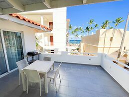 KORALES BEACH APARTMENTS