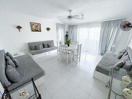 KORALES BEACH APARTMENTS