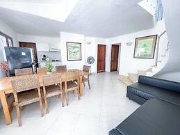 KORALES BEACH APARTMENTS