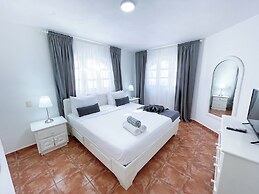 KORALES BEACH APARTMENTS