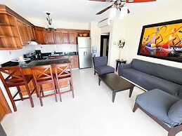 KORALES BEACH APARTMENTS