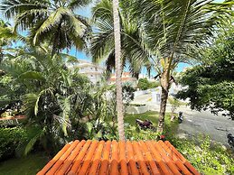 KORALES BEACH APARTMENTS