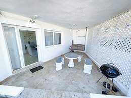 KORALES BEACH APARTMENTS
