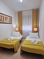 Happy House - Central Apartment