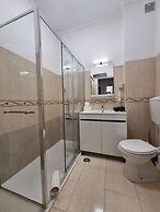 Happy House - Central Apartment