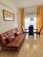 Happy House - Central Apartment