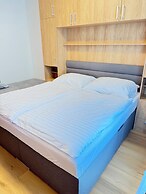 Parkside Apartments Prague