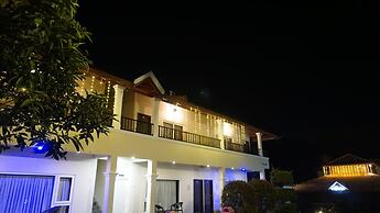 Chirooss Homestays And Resorts