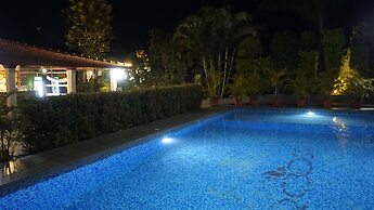 Chirooss Homestays And Resorts