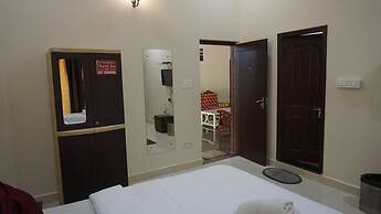 Chirooss Homestays And Resorts