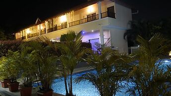Chirooss Homestays And Resorts