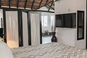 Studios walking distance to the beach