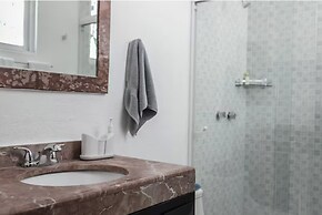 Studios walking distance to the beach
